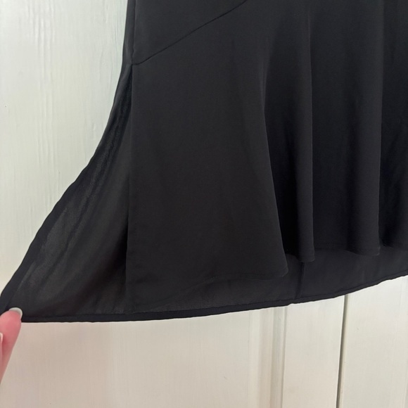 Theory 100% Silk Black Size Small Sleeveless Blouse Top Shirt Tunic Quiet Luxury - Picture 8 of 14